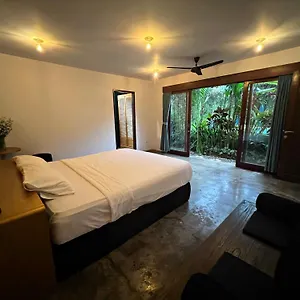 Joyously Raw - Free Upgrade Subject To Availability Couette-café Ubud